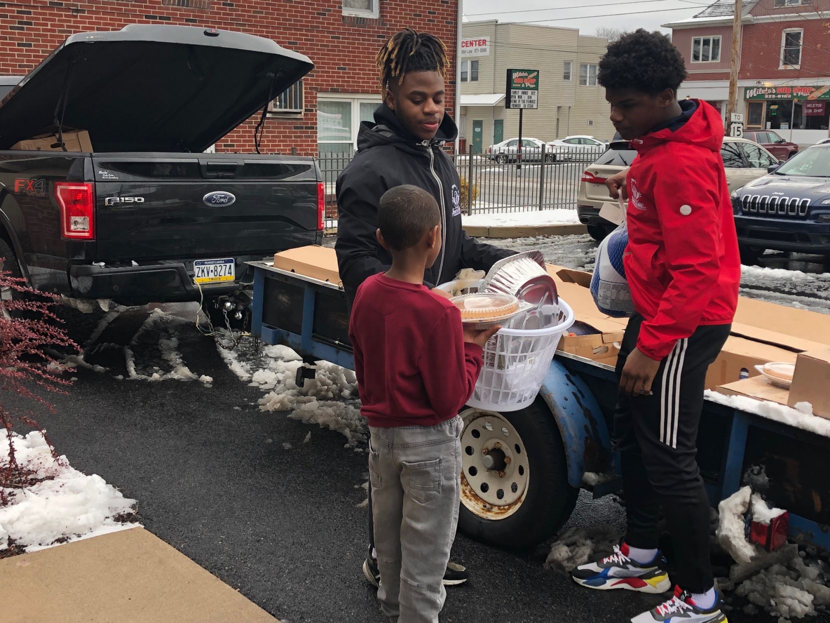 Zaysgiving distribution photo _ 2019